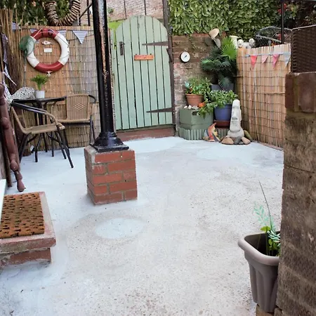 Abbey View Bagdale In The Centre Of Apartment